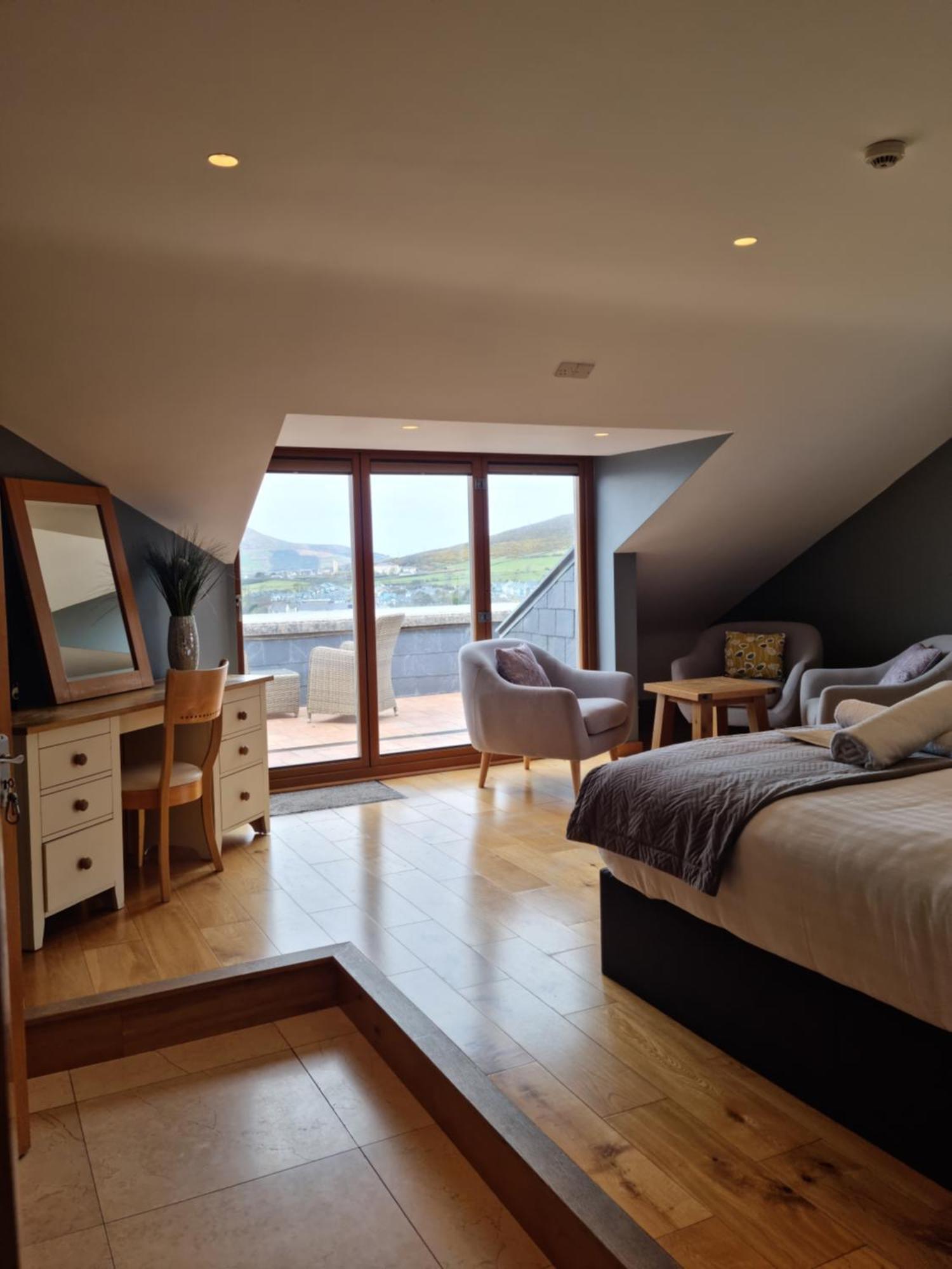 Fab View (Adults Only) Hotel Dingle Room photo