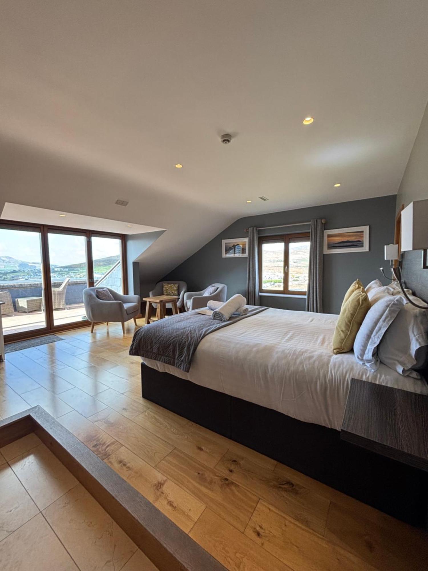 Fab View (Adults Only) Hotel Dingle Exterior photo